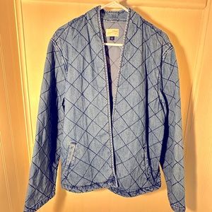 Women’s Quilted Jean Jacket Size Xl
